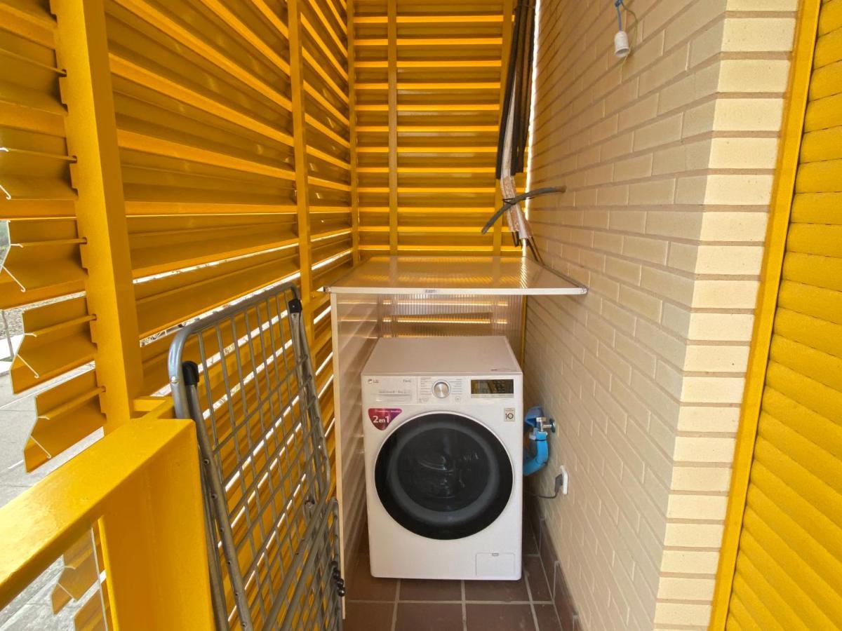 Apartamento Nuevo, Accesible Y Con Piscina !!! サラマンカ エクステリア 写真